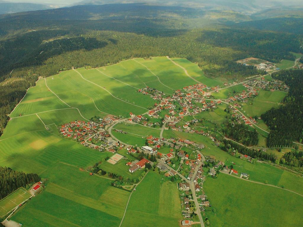 Schwarzwaldhotel Oberwiesenhof Seewald Exterior foto